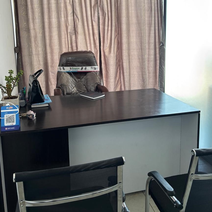 Private Cabin Interior - StudyMinds